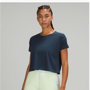 Cates Tee size 10 in Sublimado Pigment Dye True Navy. EUC